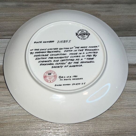Knowles Norman Rockwell 1981 Plate "The Music Maker" Limited Edition - Picture 7 of 7